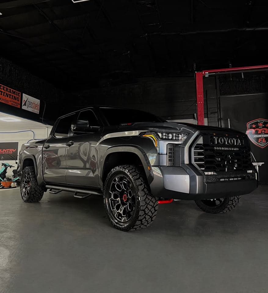 Toyota Tundra — Level stance on all-terrain tires (Performance Suspension)