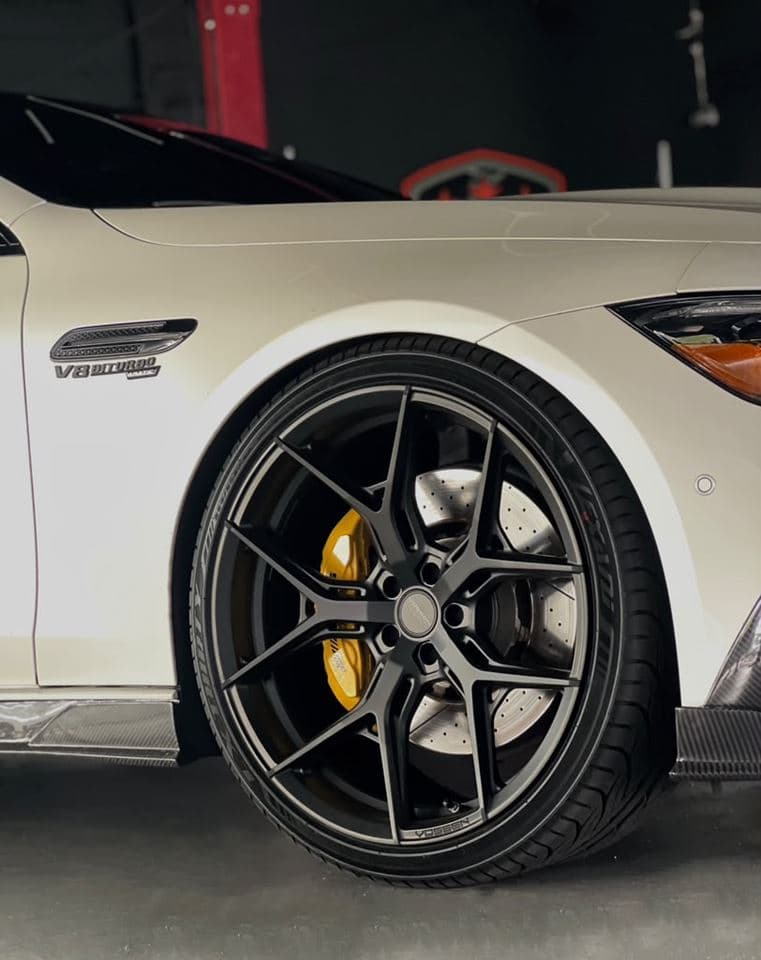 Mercedes-AMG GT 63 — Vossen wheels, yellow calipers (Rims & Tires)