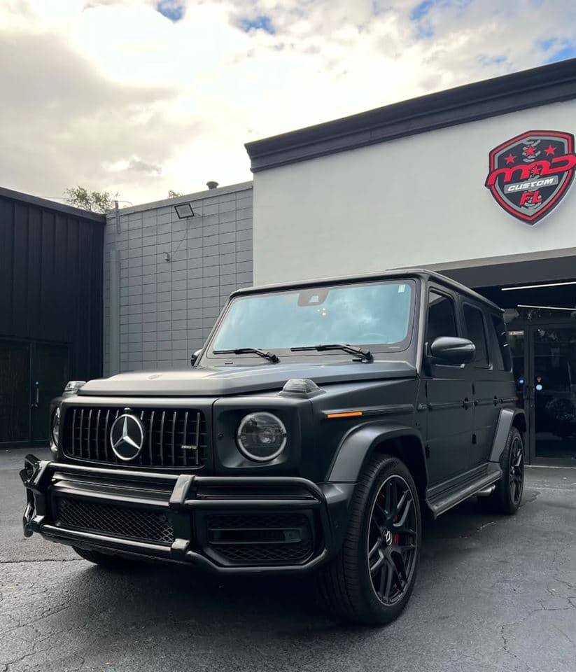 Mercedes-AMG G 63 — Matte black (Premium Vinyl Wrap)